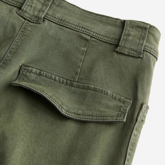 NWT: H & M skinny cargo pants | sz: 2 - Picture 10 of 10